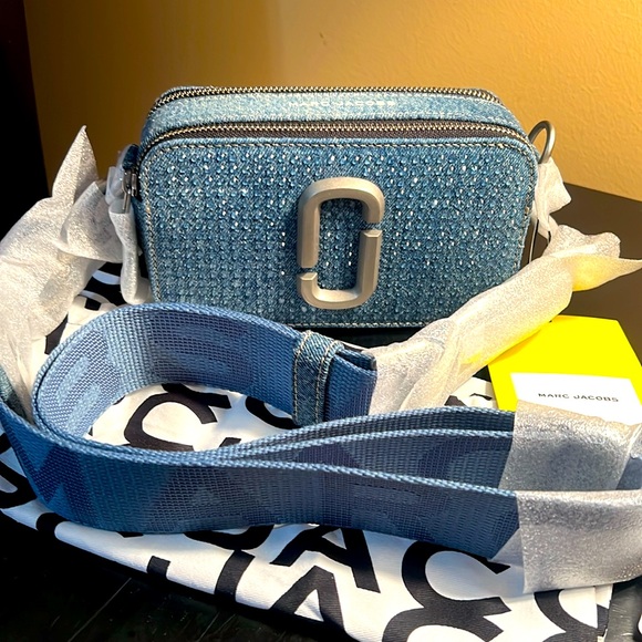 🔥💯 NWT Authentic Marc Jacobs Crystal Denim Snapshot - Picture 3 of 3